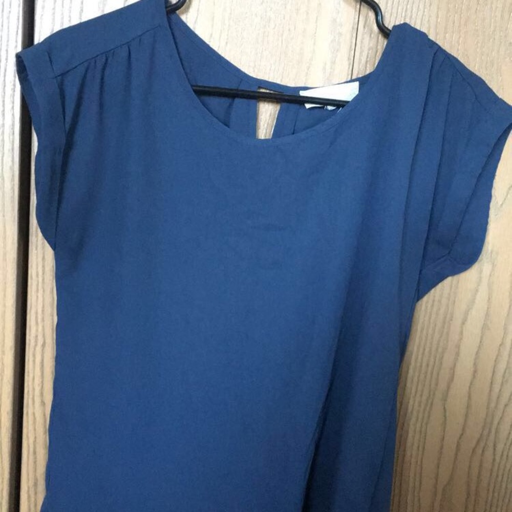 Woman’s dress shirt